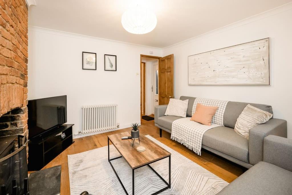 3 Bedroom Home Close To Town Centre With Wifi & Garden Royal Tunbridge Wells Exterior foto